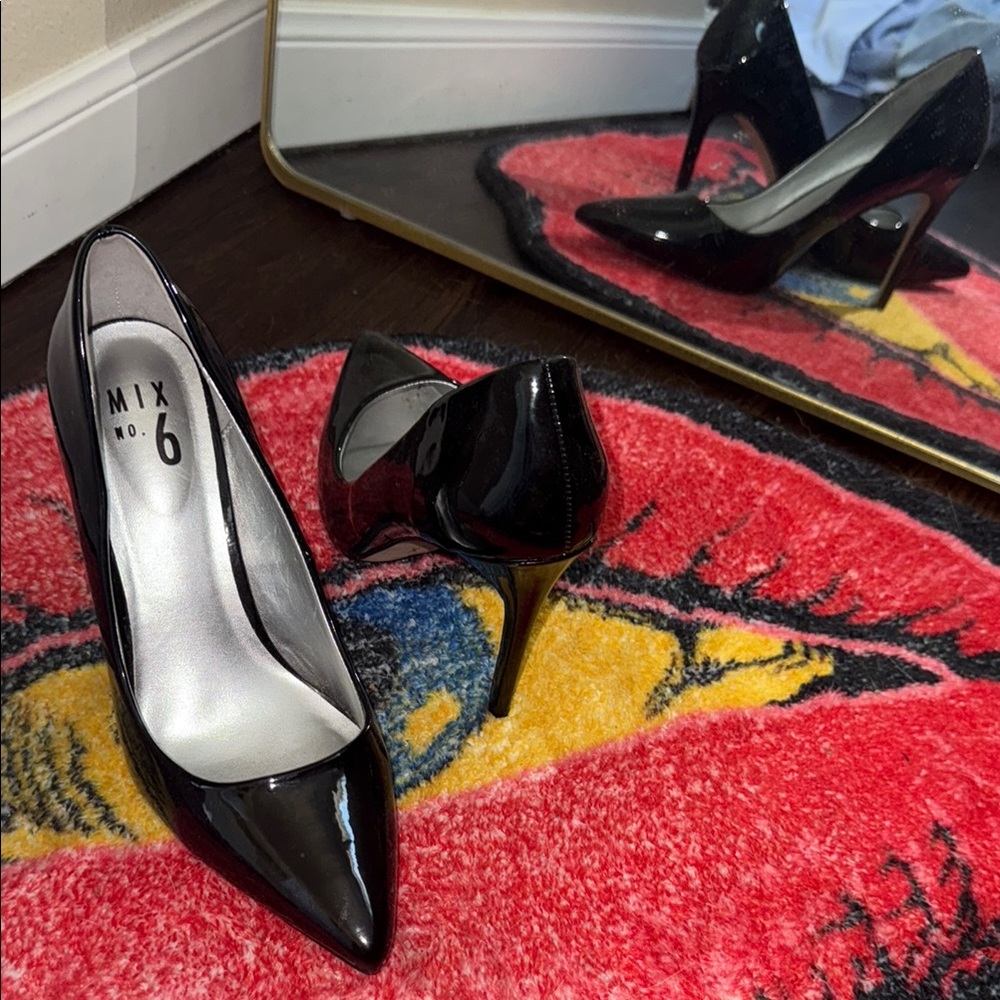 Mix No. 6 Black Patent Leather Heels